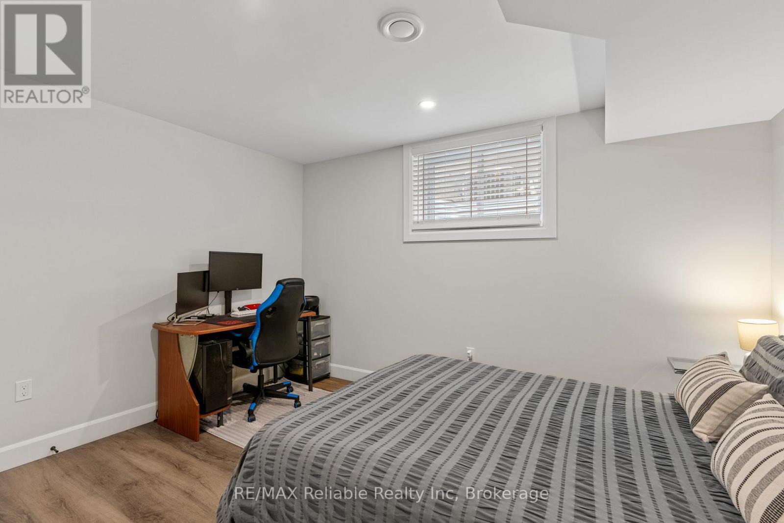 134 Severn Drive, Goderich (Goderich (Town)), ON - Indoor Photo Showing Bedroom