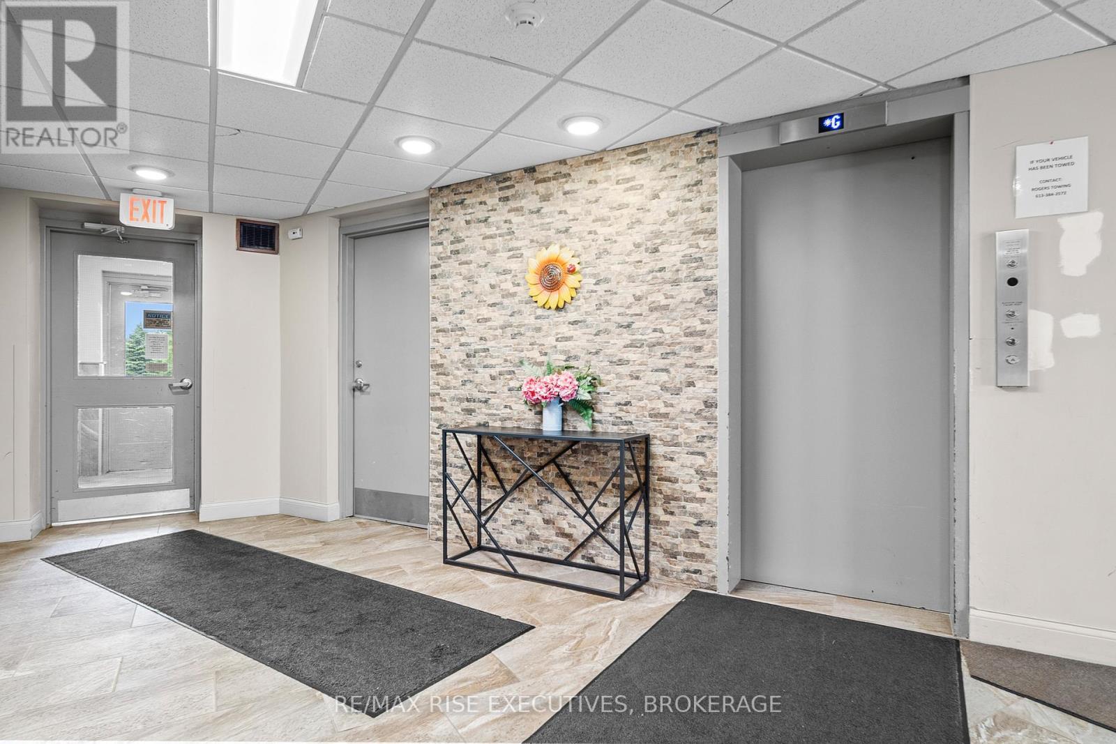 507 - 17 Eldon Hall Place, Kingston (Central City West), ON - Indoor Photo Showing Other Room