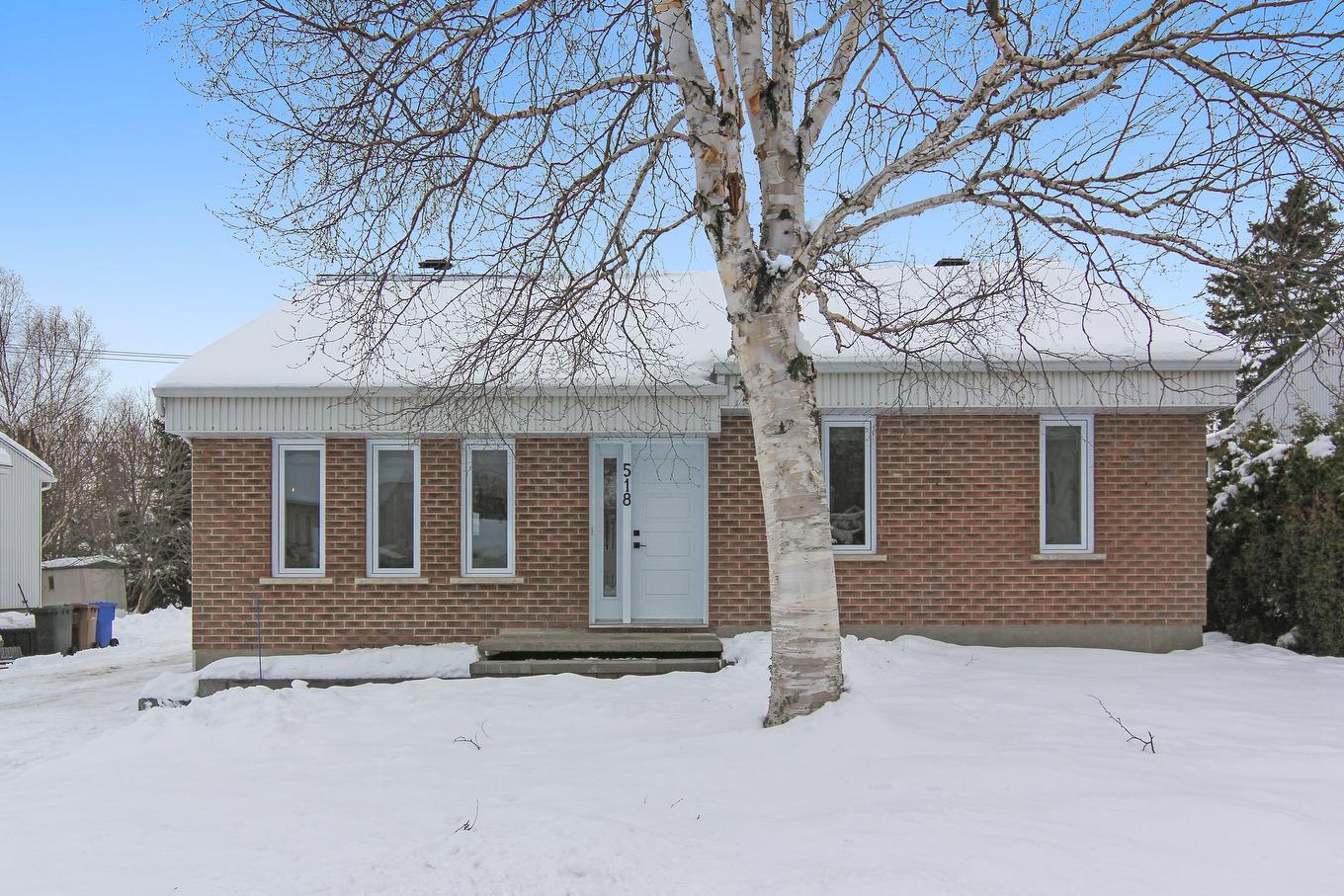 Frontage - 518 Rue Rabelais, Saguenay (Chicoutimi), QC - Outdoor