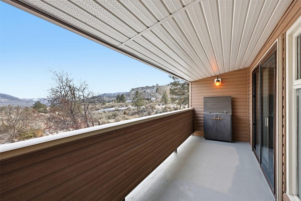 14-1555 Summit Drive, Kamloops, BC - Outdoor With Exterior