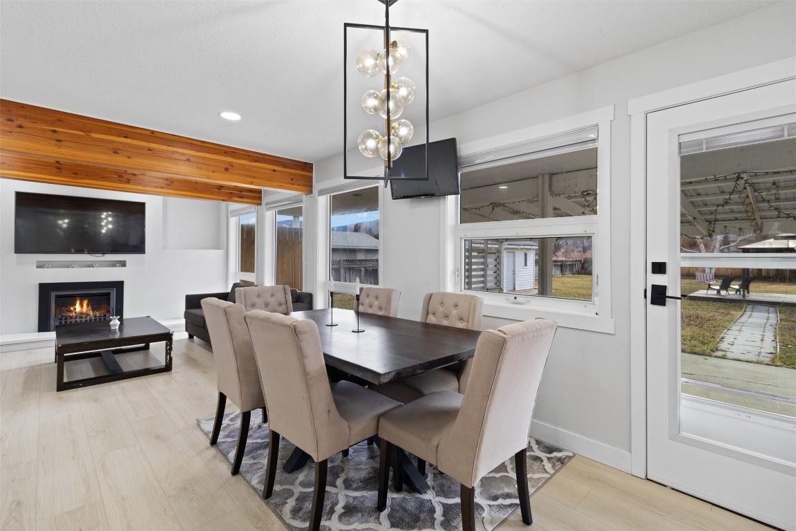 2134 Blackwell Avenue, Merritt, BC - Indoor Photo Showing Dining Room With Fireplace