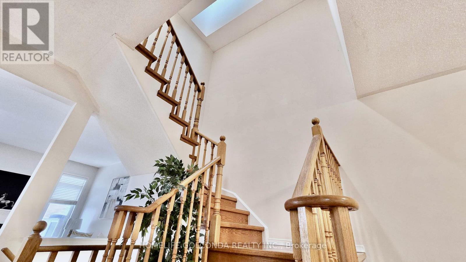 73 Snowdon Circle, Markham, ON - Indoor Photo Showing Other Room