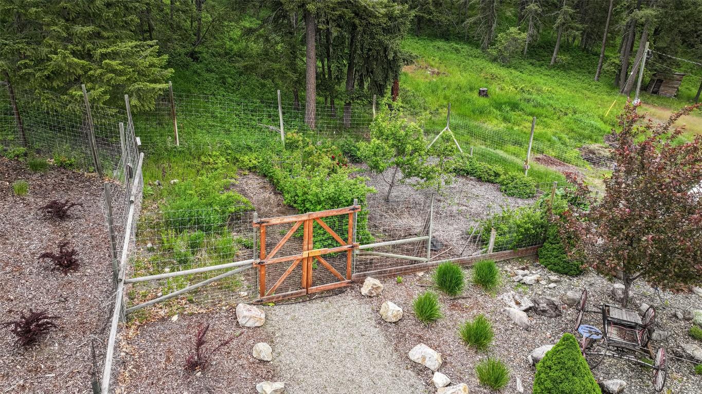 705 Creighton Valley Road, Lumby, BC - Outdoor