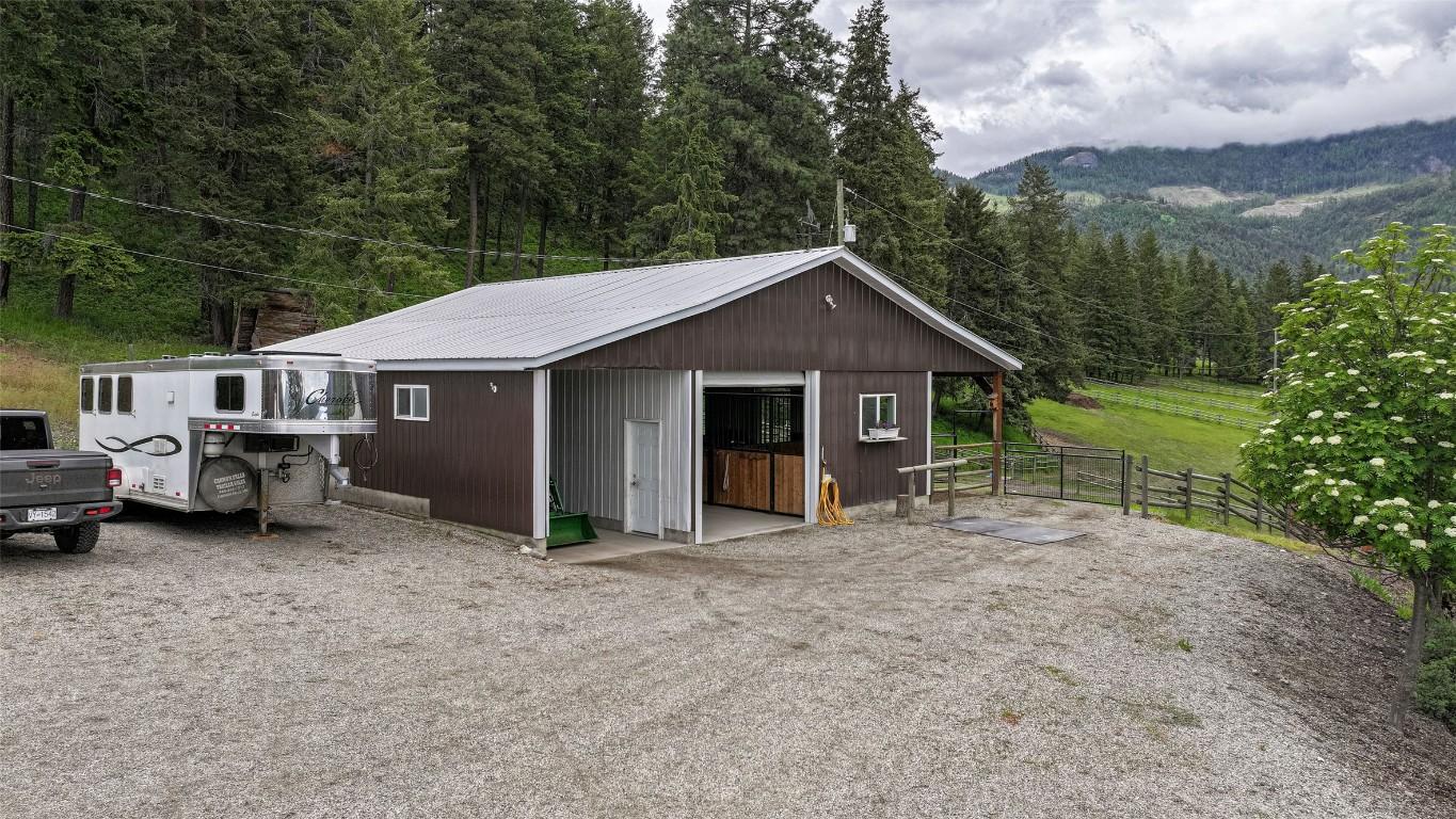 705 Creighton Valley Road, Lumby, BC - Outdoor