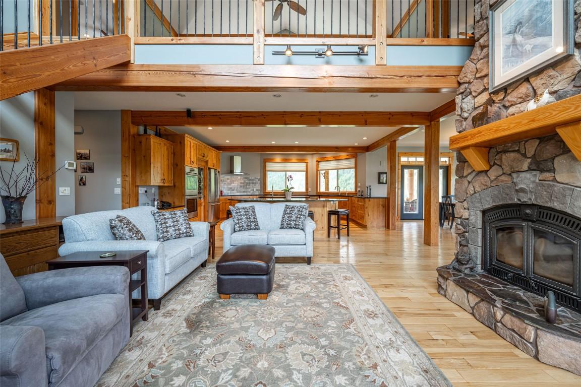 705 Creighton Valley Road, Lumby, BC - Indoor Photo Showing Living Room With Fireplace