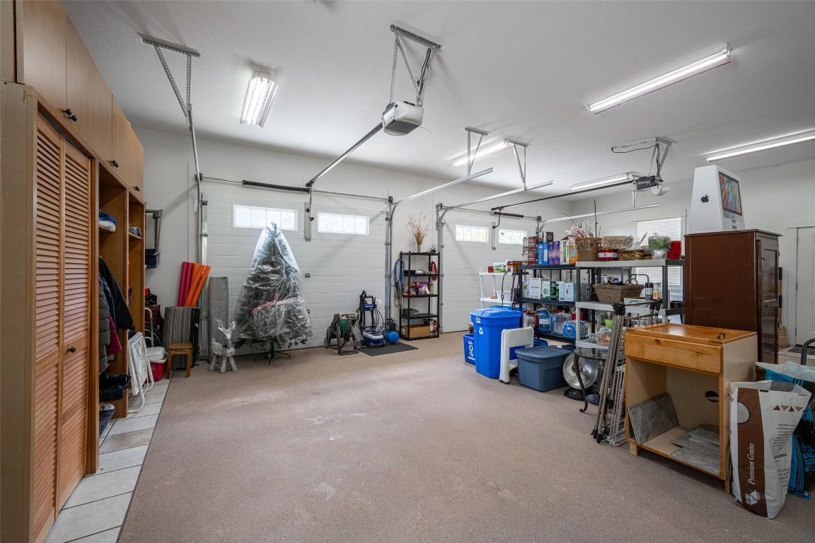705 Creighton Valley Road, Lumby, BC - Indoor Photo Showing Garage