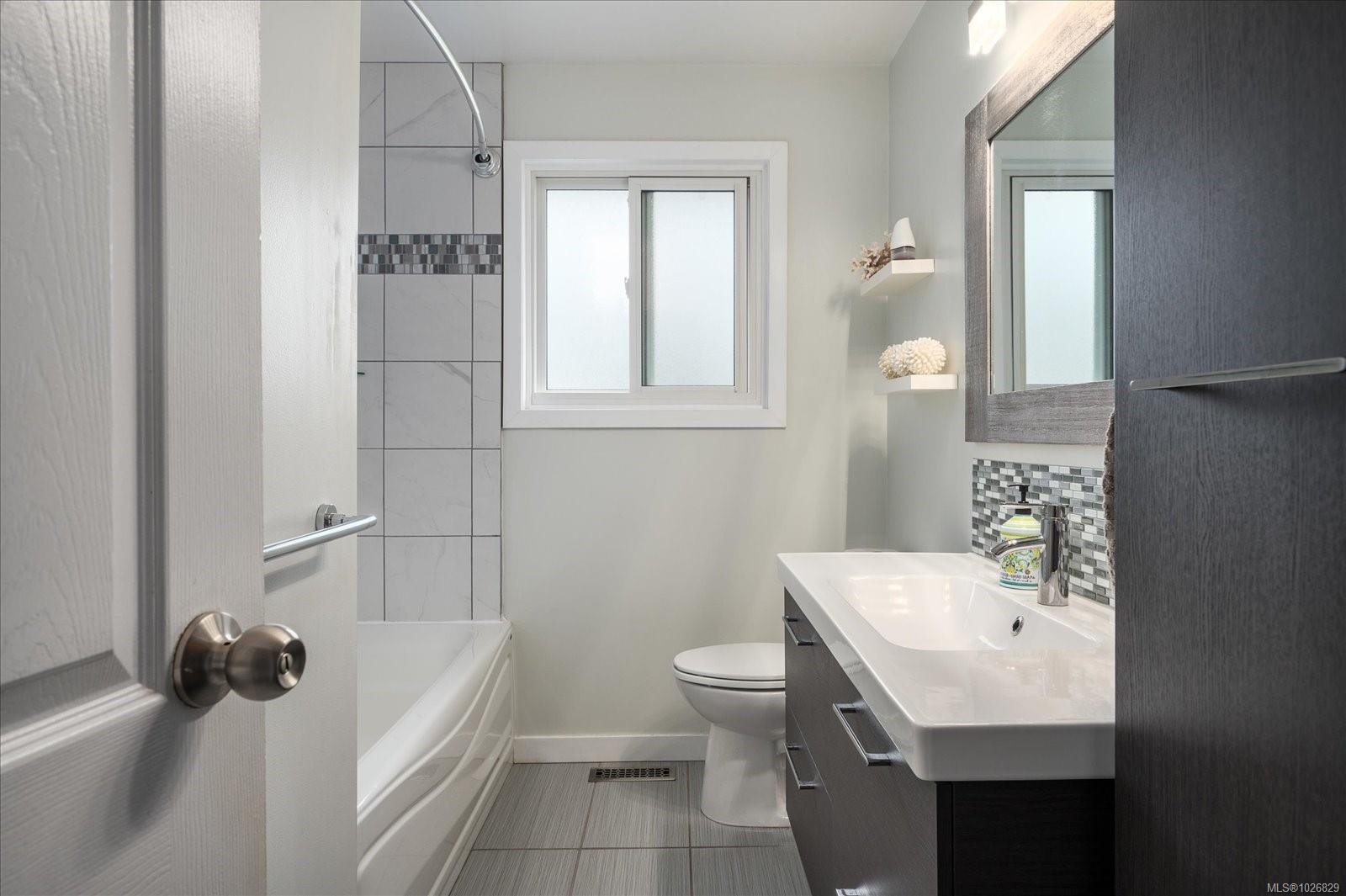 4503 Chestnut Rd, Cowichan Bay, BC