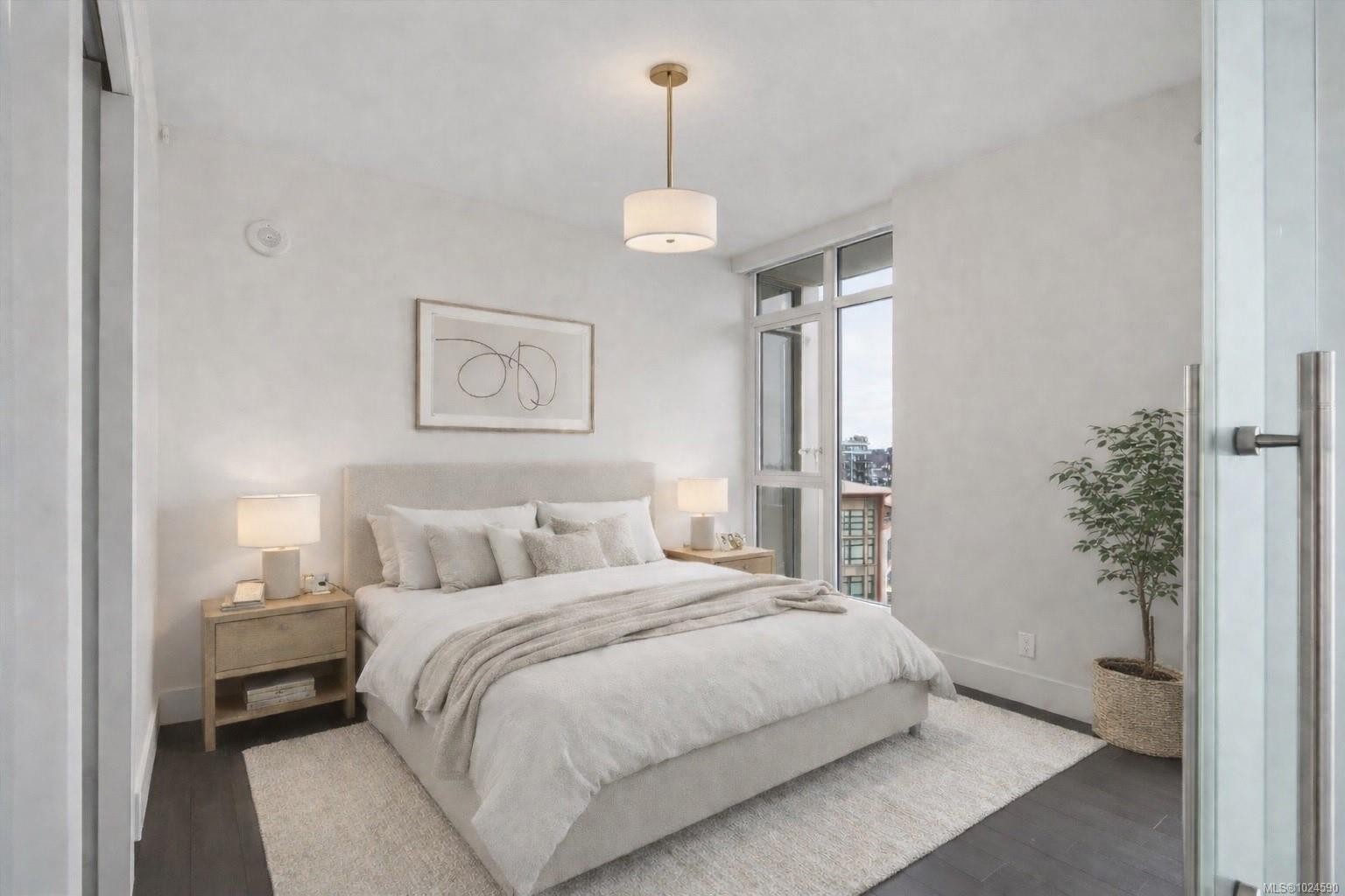 809-83 Saghalie Rd, Victoria, BC - Indoor Photo Showing Bedroom