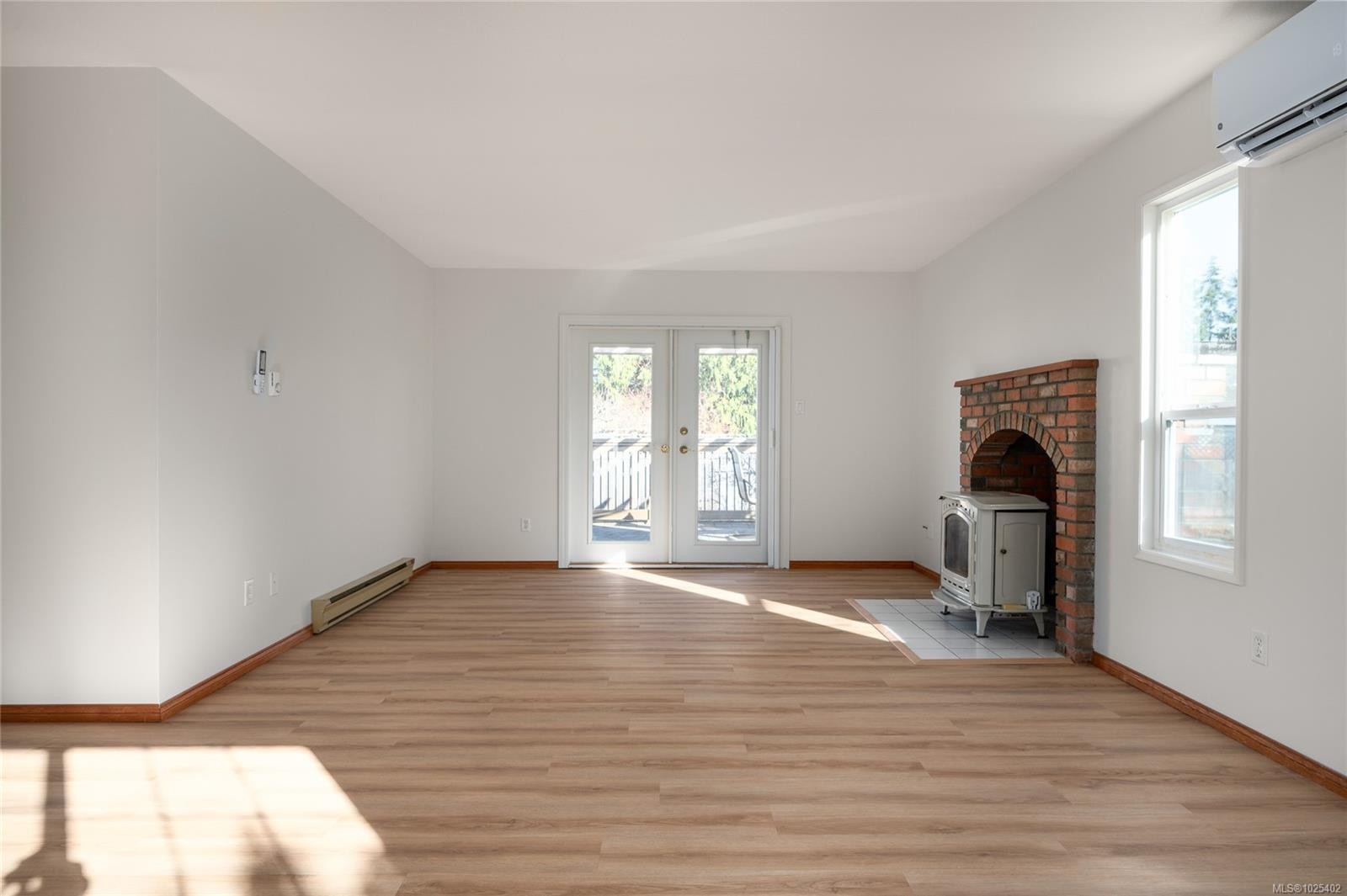 635 Doehle Ave, Parksville, BC