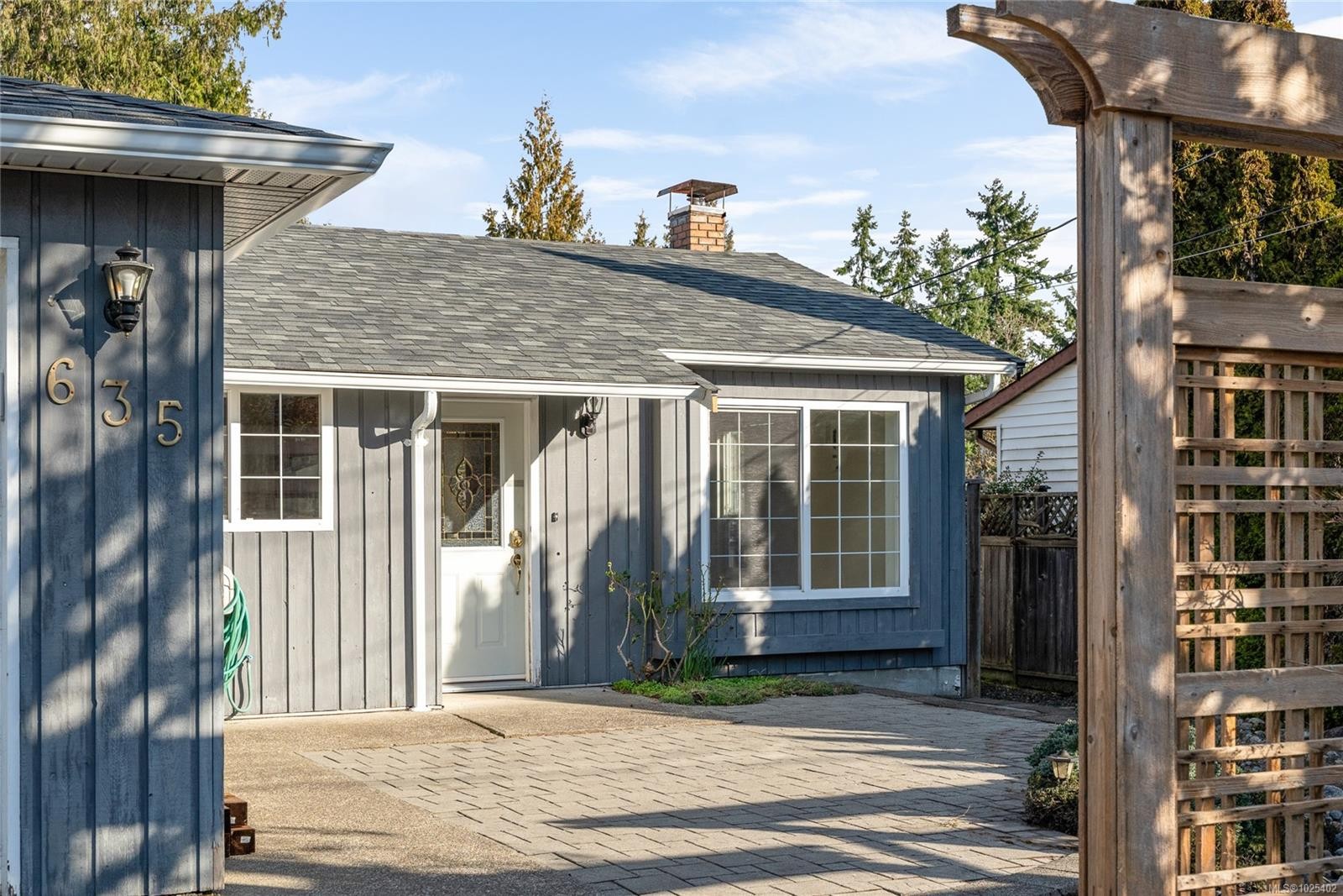 635 Doehle Ave, Parksville, BC