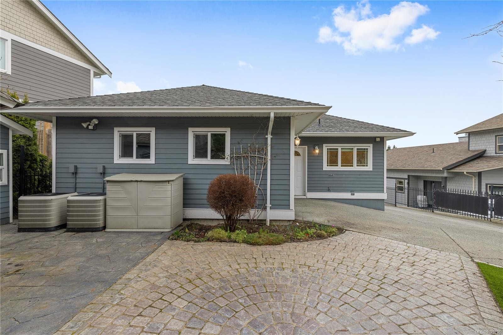 10077 Island View Close, Chemainus, BC