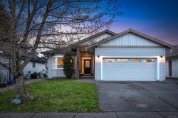 3311 Eighth St Cumberland, BC V0R 1S0