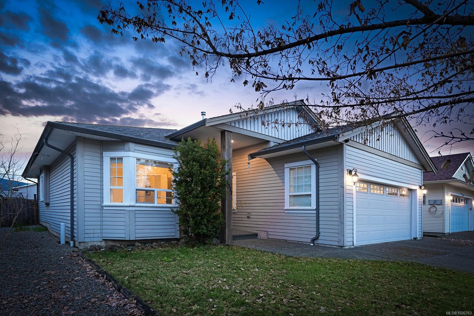 3311 Eighth St, Cumberland, BC