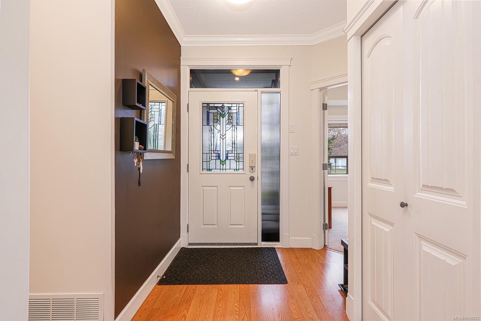 3311 Eighth St, Cumberland, BC