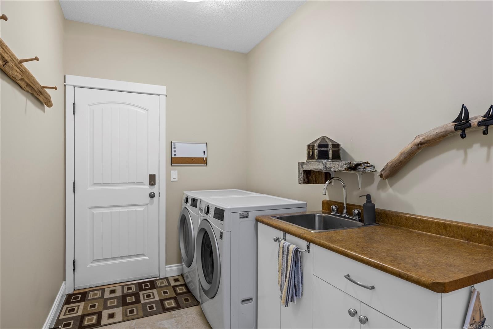 8-5300 Gainsberg Rd, Bowser, BC