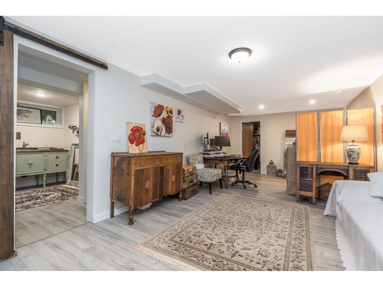 9727 Hazel Street|Chilliwack Proper East, Chilliwack, BC - Indoor