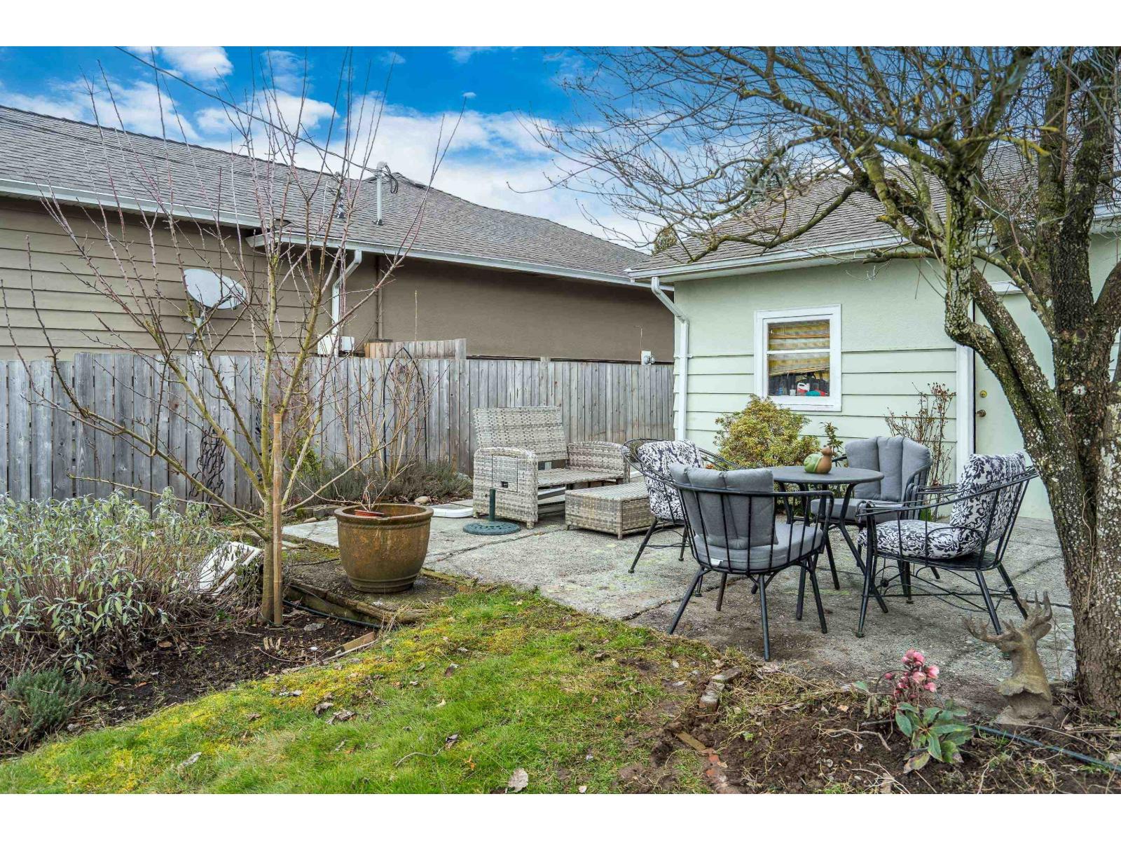 9727 Hazel Street|Chilliwack Proper East, Chilliwack, BC - Outdoor