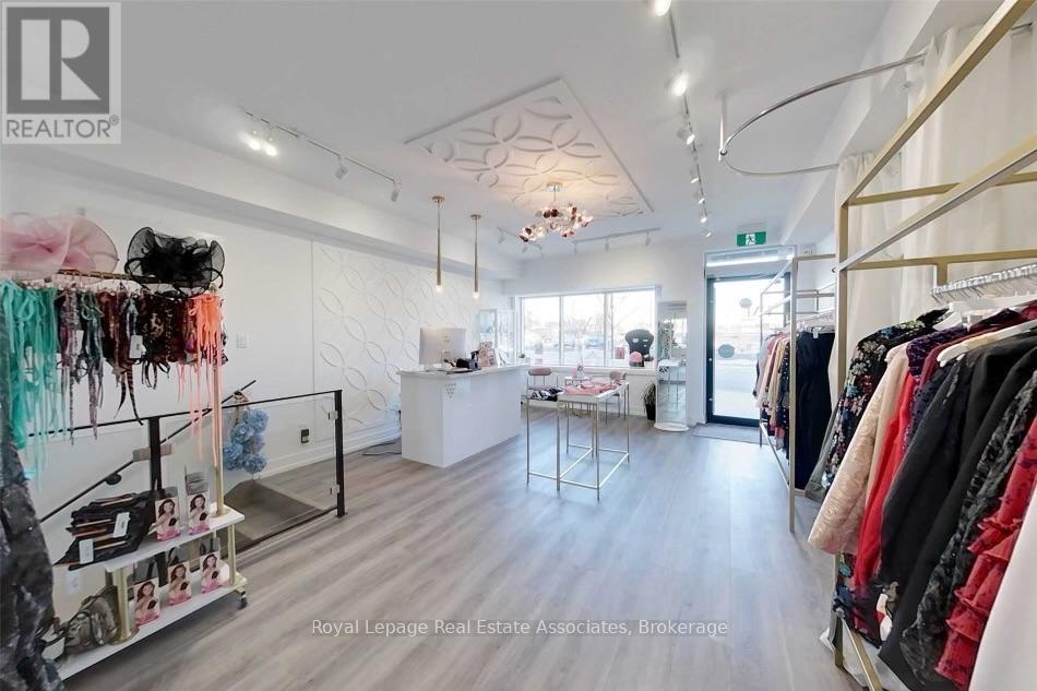 588 Rapids Lane, Mississauga, ON - Indoor Photo Showing Other Room