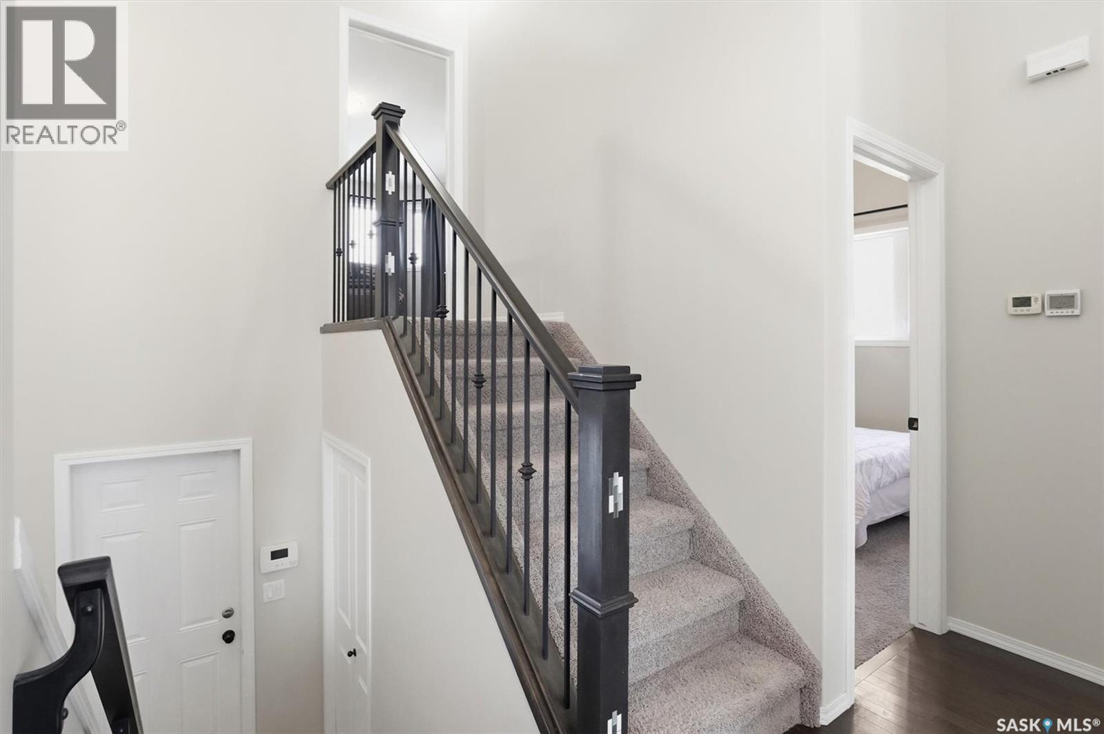 1018 Rempel Way, Saskatoon, SK - Indoor Photo Showing Other Room