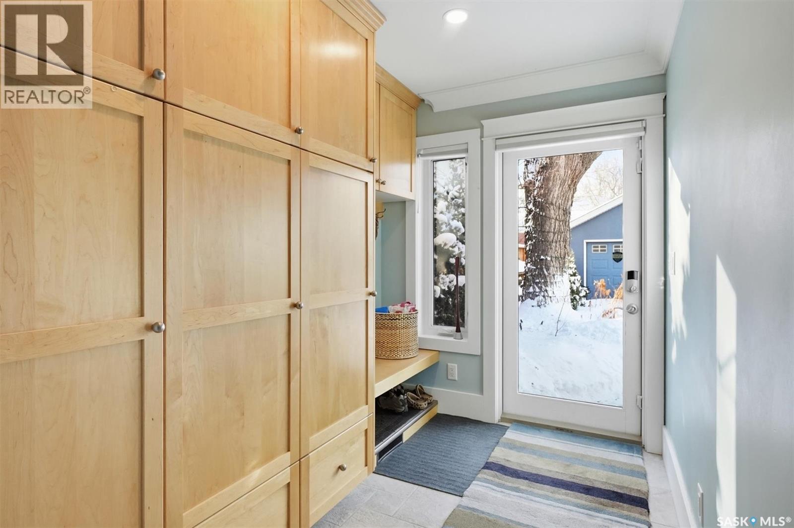 1210 Elliott Street, Saskatoon, SK - Indoor Photo Showing Other Room