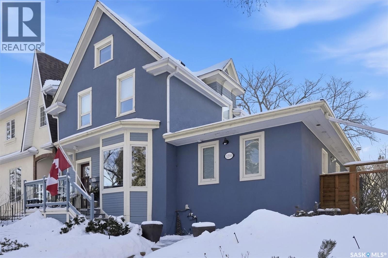 1210 Elliott Street, Saskatoon, SK - Outdoor