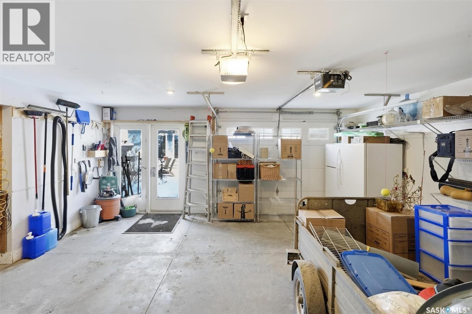 1210 Elliott Street, Saskatoon, SK - Indoor Photo Showing Garage