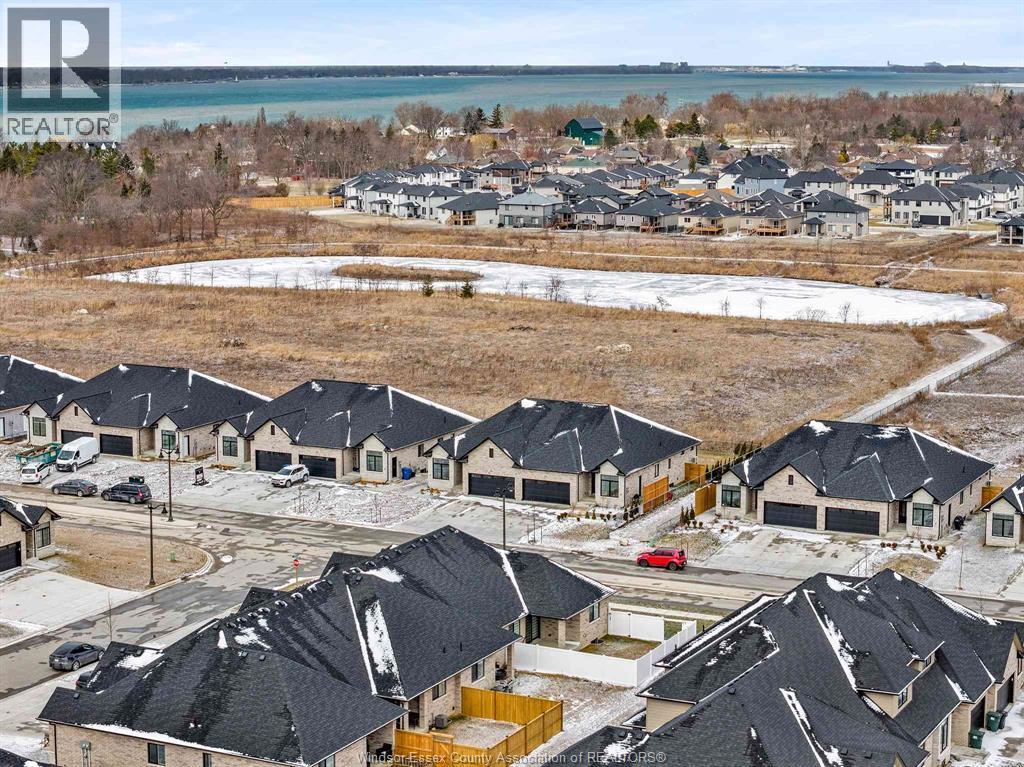 602 Hacket Road, Amherstburg, ON - Outdoor With Body Of Water With View