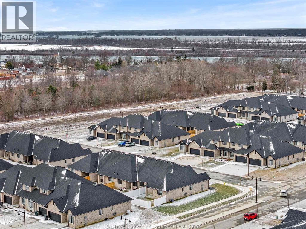 602 Hacket Road, Amherstburg, ON - Outdoor With View