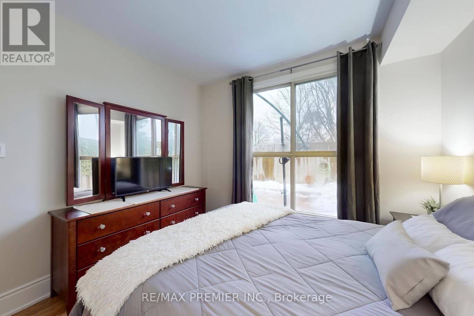 127 - 8351 Mclaughlin Road, Brampton, ON - Indoor Photo Showing Bedroom