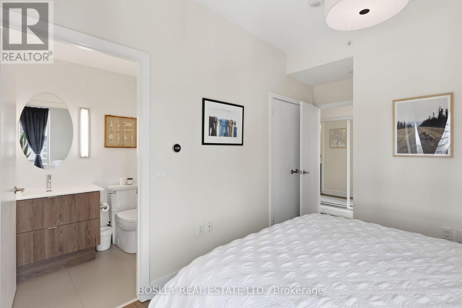 501 - 8 Ann Street, Mississauga, ON - Indoor Photo Showing Bedroom