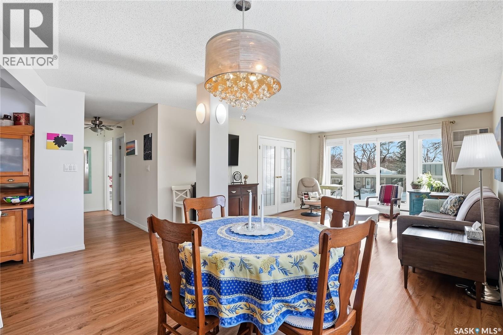 202 921 Main Street E, Saskatoon, SK - Indoor Photo Showing Dining Room