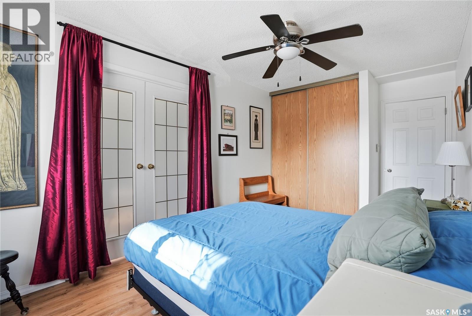 202 921 Main Street E, Saskatoon, SK - Indoor Photo Showing Bedroom