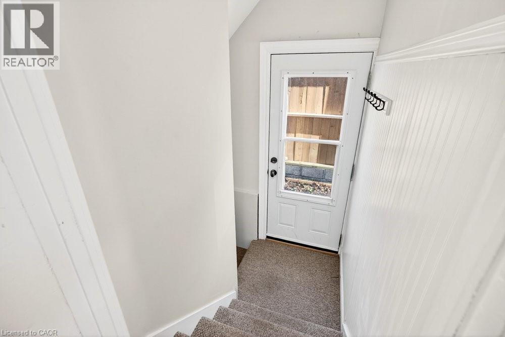 494 Martha Street, Burlington, ON - Indoor Photo Showing Other Room