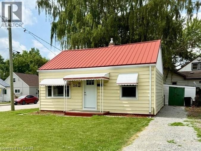 20 Mcnaughton Avenue, Wallaceburg, ON - Outdoor With Exterior