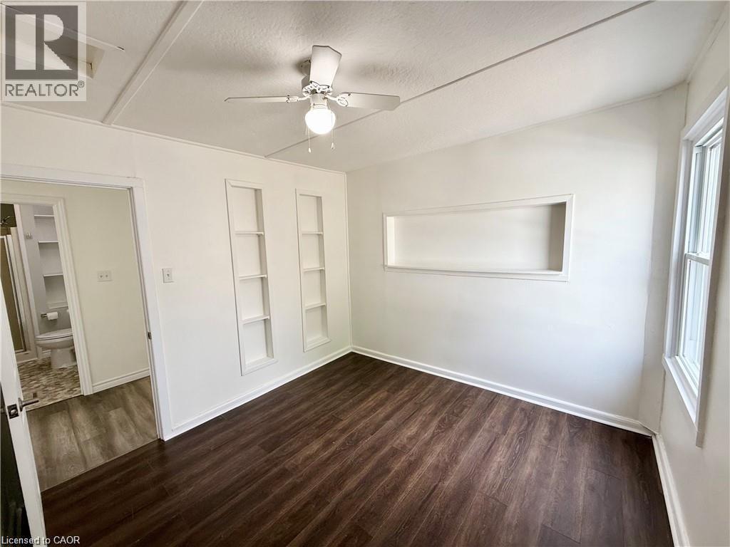 20 Mcnaughton Avenue, Wallaceburg, ON - Indoor Photo Showing Other Room