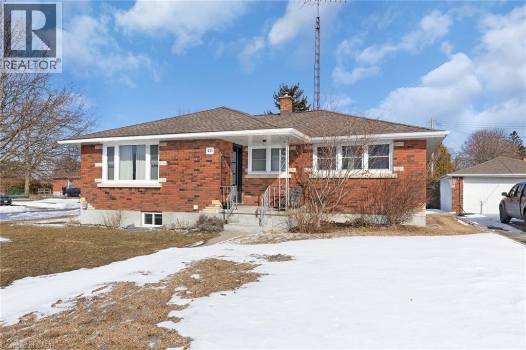 433 Northern Avenue, Delhi, ON - Outdoor