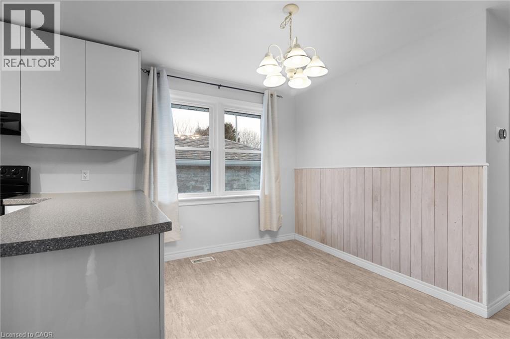 433 Northern Avenue, Delhi, ON - Indoor