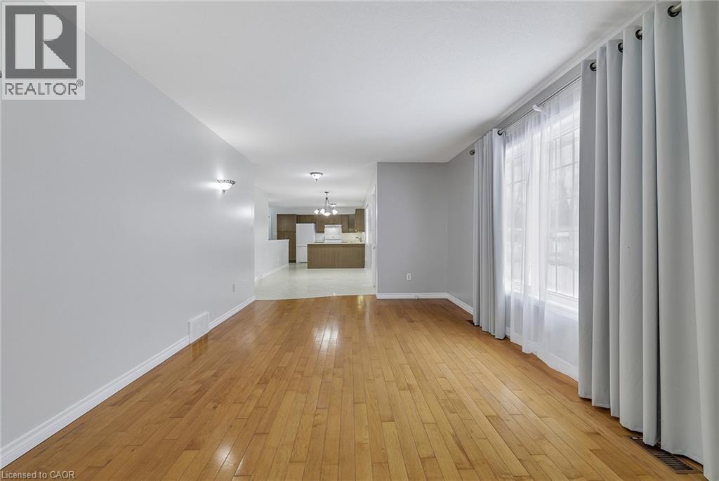 725 Binning Street W, Listowel, ON - Indoor Photo Showing Other Room