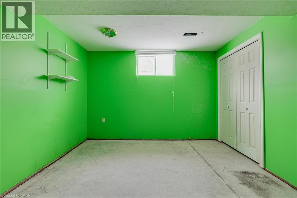 725 Binning Street W, Listowel, ON - Indoor Photo Showing Other Room