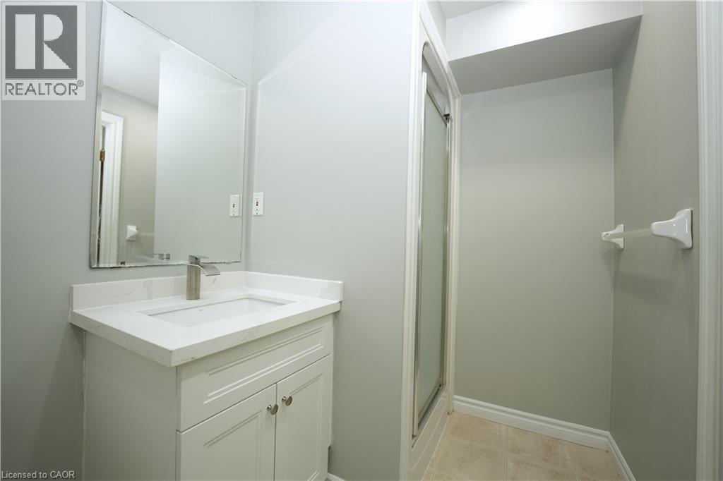 11 Lemonbalm Street, Kitchener, ON - Indoor Photo Showing Bathroom