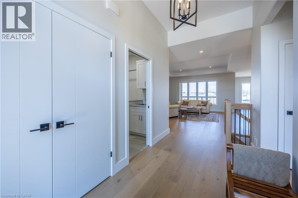 34 Andrew Avenue, Simcoe, ON - Indoor Photo Showing Other Room