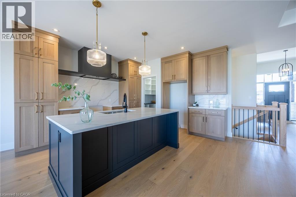 34 Andrew Avenue, Simcoe, ON - Indoor Photo Showing Kitchen With Upgraded Kitchen