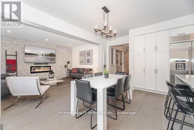 112 Newhouse Boulevard, Caledon, ON - Indoor