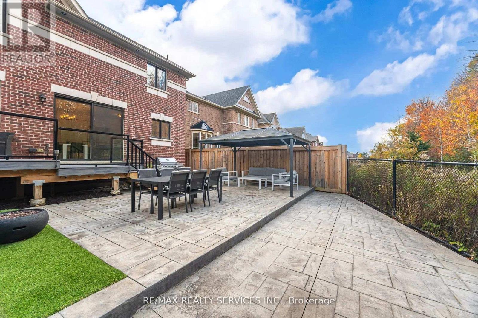 112 Newhouse Boulevard, Caledon, ON - Outdoor With Deck Patio Veranda With Exterior