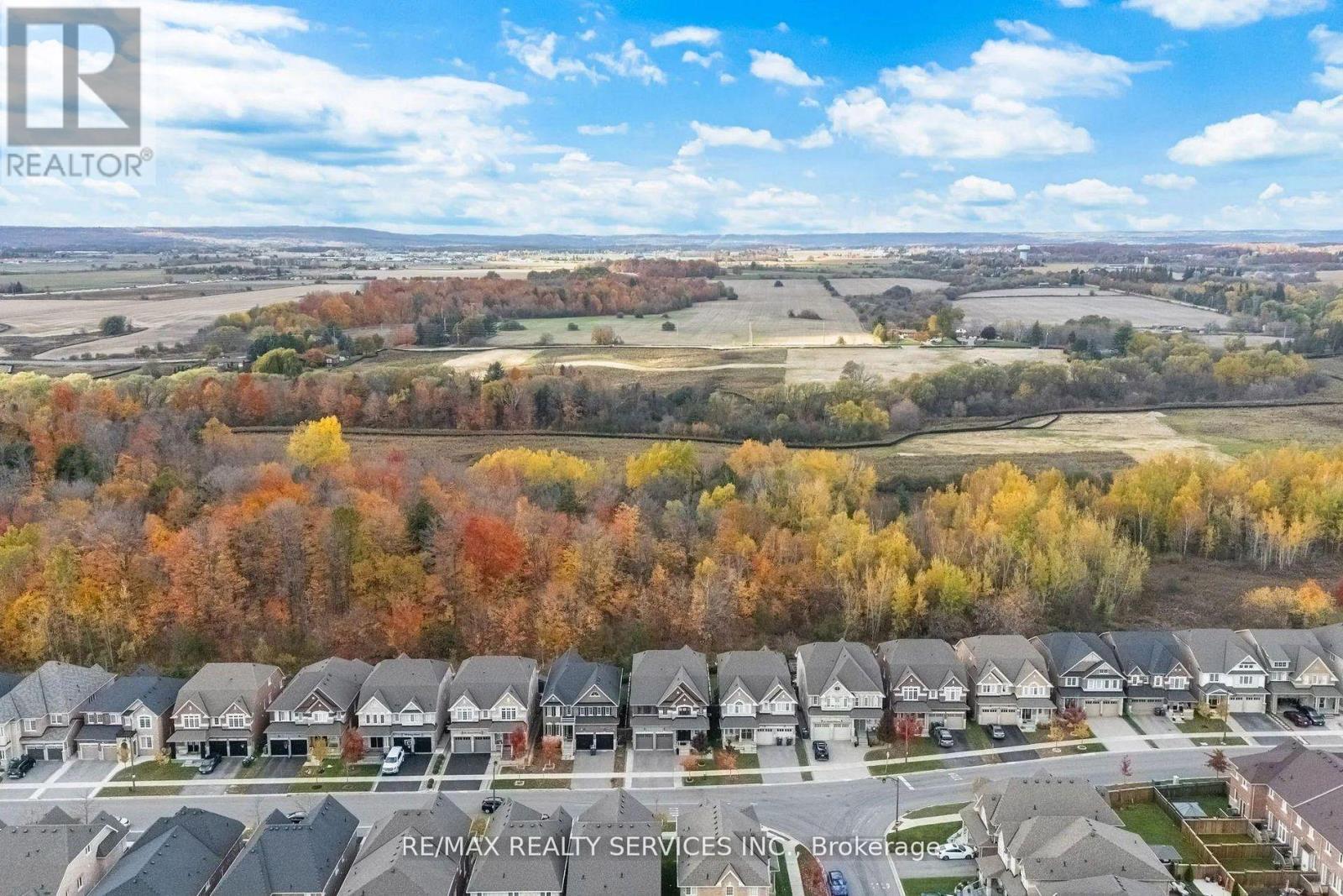 112 Newhouse Boulevard, Caledon, ON - Outdoor With View