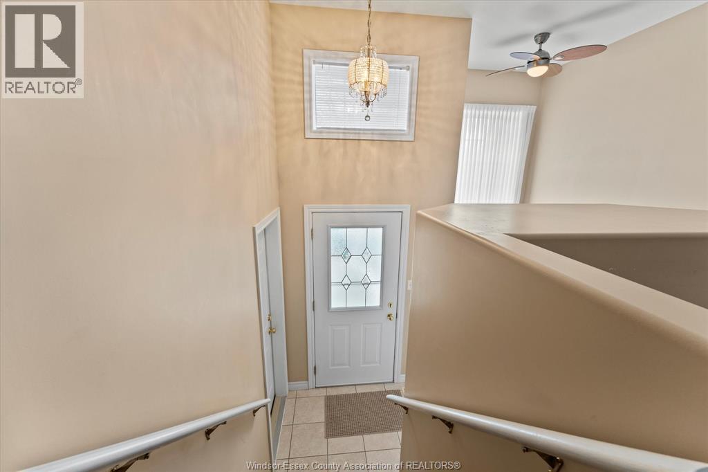 2538 Duneshill, Windsor, ON - Indoor Photo Showing Other Room