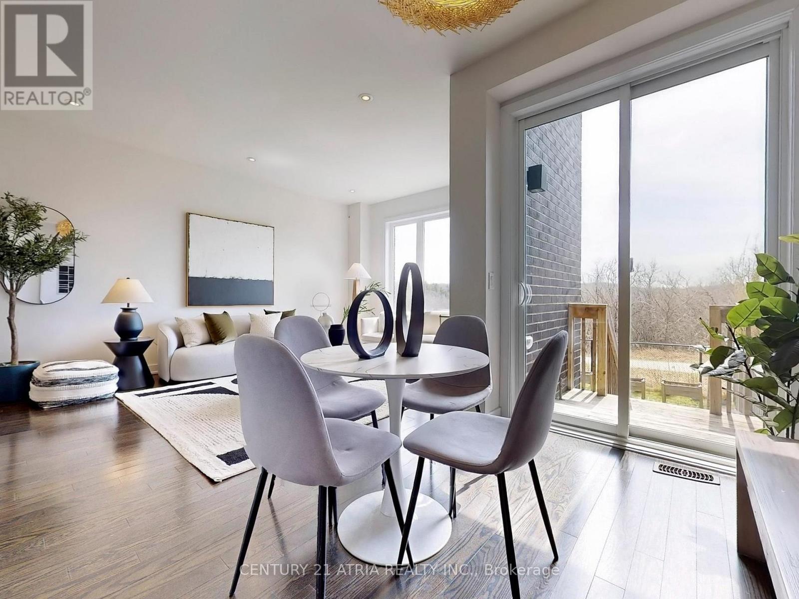 105 Anchusa Drive, Richmond Hill, ON - Indoor Photo Showing Dining Room