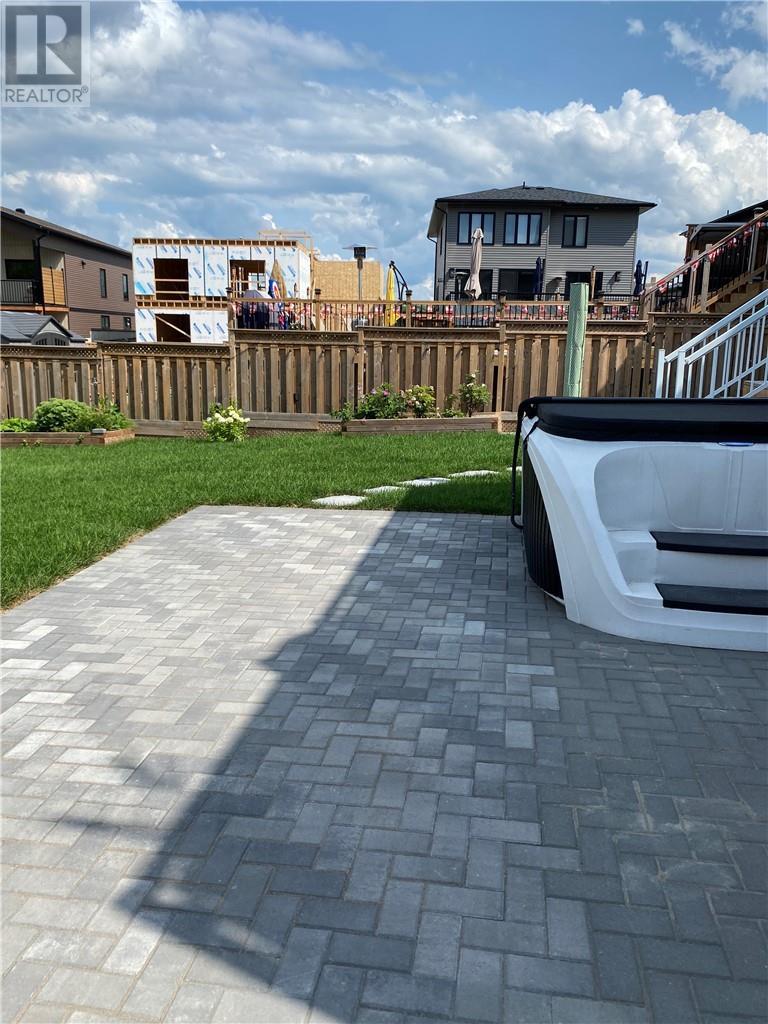 22 Teravista Way, Sudbury, ON - Outdoor