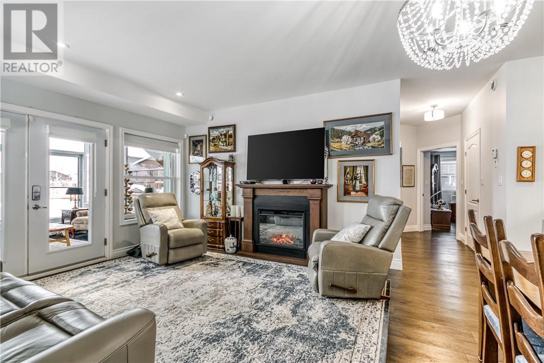 22 Teravista Way, Sudbury, ON - Indoor Photo Showing Living Room With Fireplace