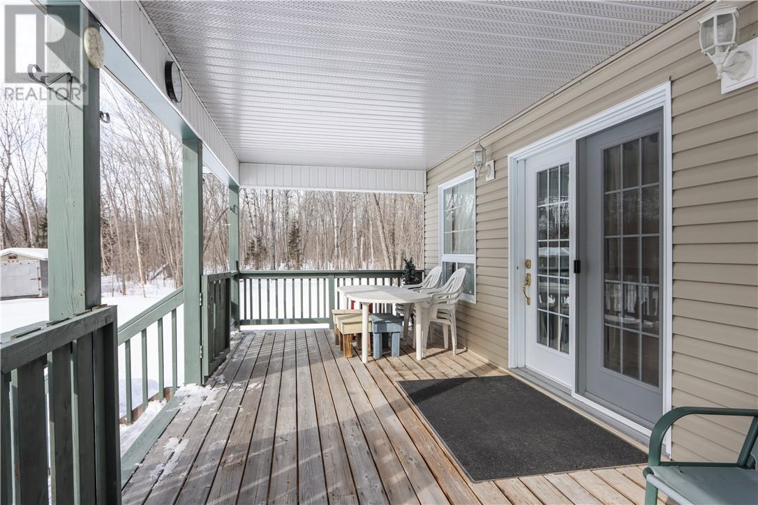 523 River Road, Massey, ON